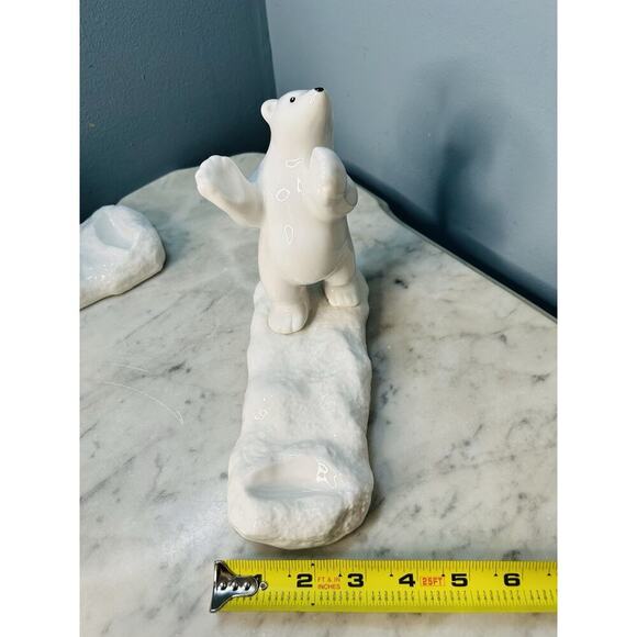 New Polar Bear White Ceramic Wine Bottle Holder Stand Rack Kitchen Bar Lodge - Picture 7 of 14